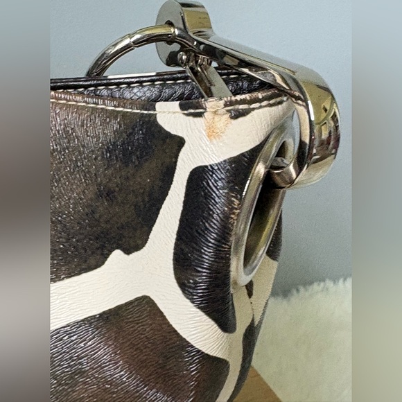 Bueno Cream and Brown Shoulder Bag - Picture 11 of 13